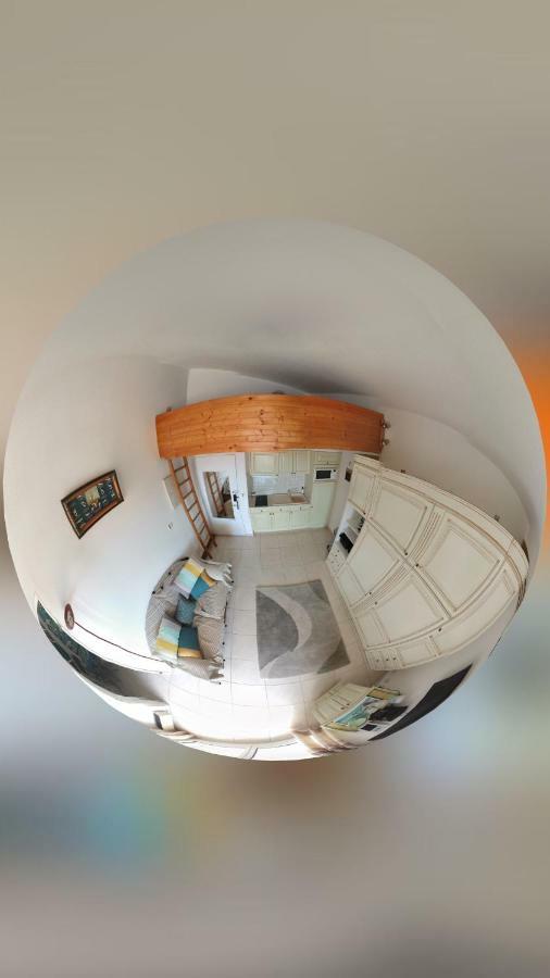 Apartamento L'Air Marin Hyères Exterior foto